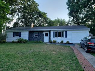 27 Kejaro Ct, Centereach, NY 11720