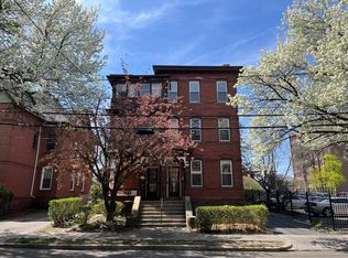37 Hungerford St #3, Hartford, CT 06106