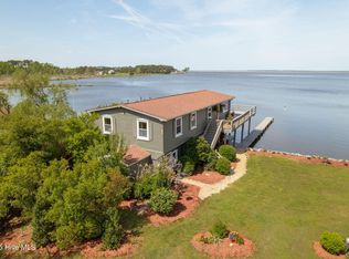 193 Whites Neck Ln, Knotts Island, NC 27950