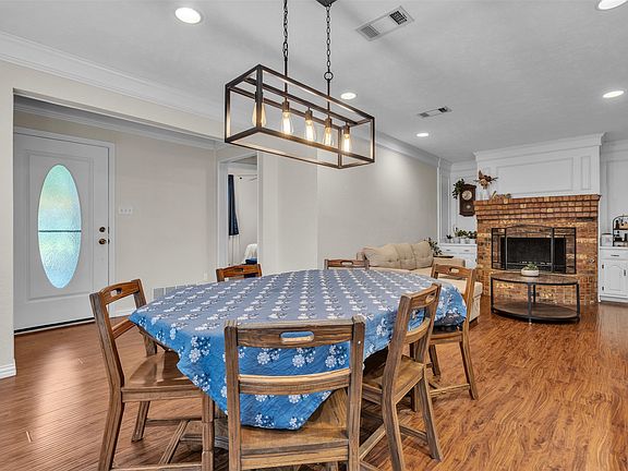 5th image of 3046 Westforest Dr