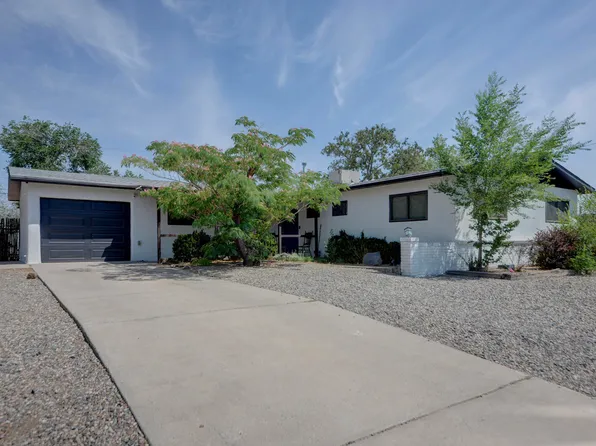 5804 Chaparral Cir NW, Albuquerque, NM 87114