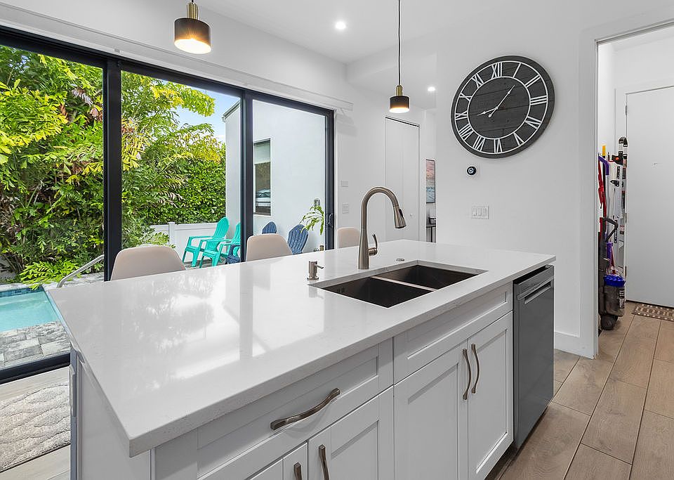 Kitchen Island