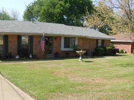1st image of 647 Sarver Ave