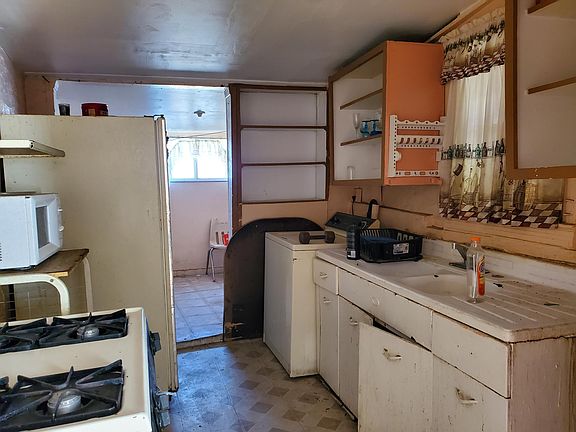 4th image of 6015 E Yandell Dr