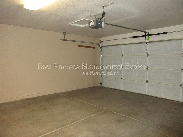 7418 W Eva St — Photo 19