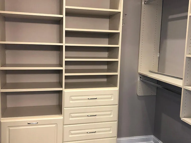 Walk-in closet