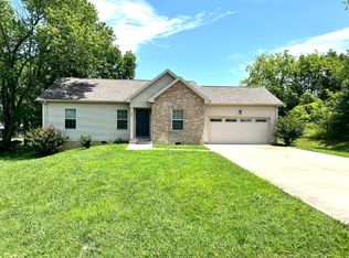 505 Paula Dr, Clarksville, TN 37042