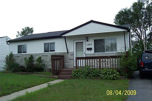 1st image of 1447 Jeff St