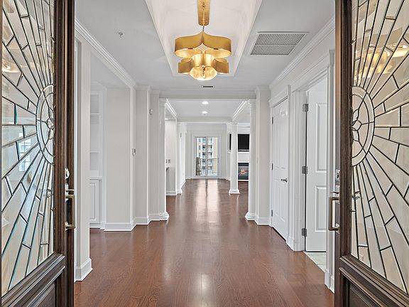 2nd image of 400 Kelly Plantation Dr Unit 1502