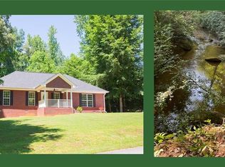 589 Gold Ridge Rd, Dahlonega, GA 30533