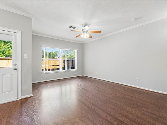 5th image of 5227 Brinkman Ct