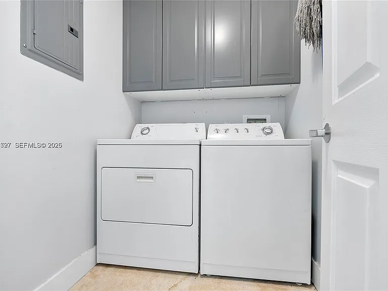 1819 SE 17th St #1606 — Photo 15
