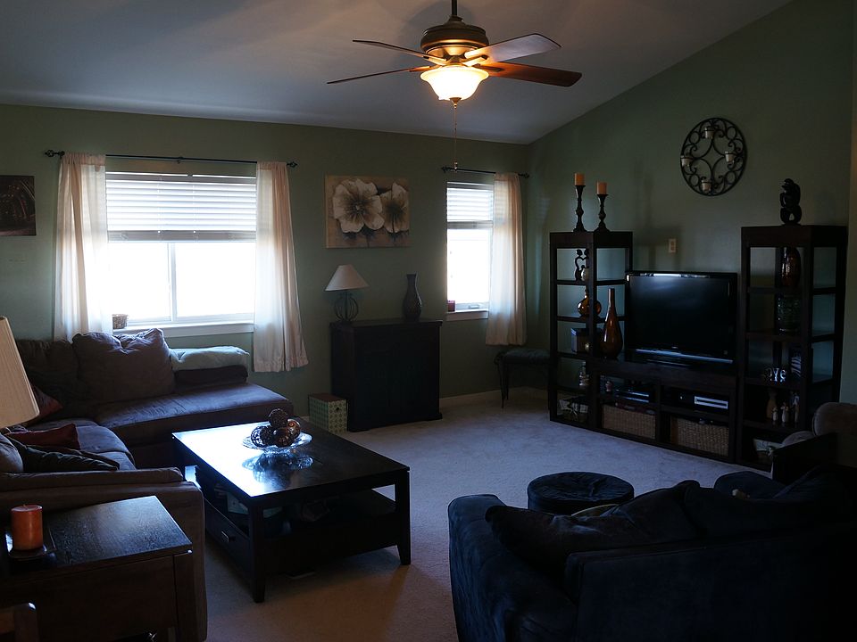 Spacious Living Room