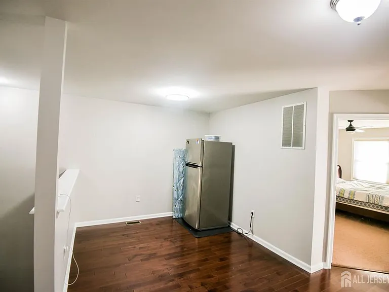 122 Morgan Way — Photo 16
