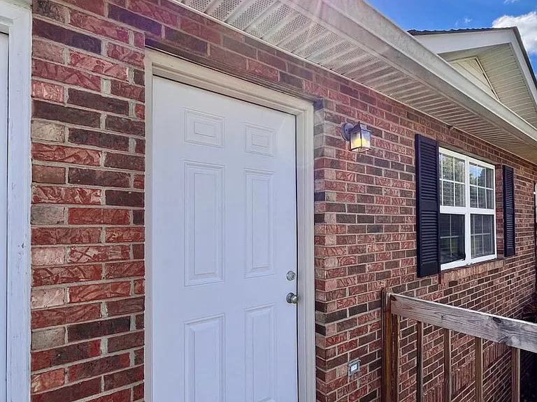 135 Lee Dr #3 — Photo 5