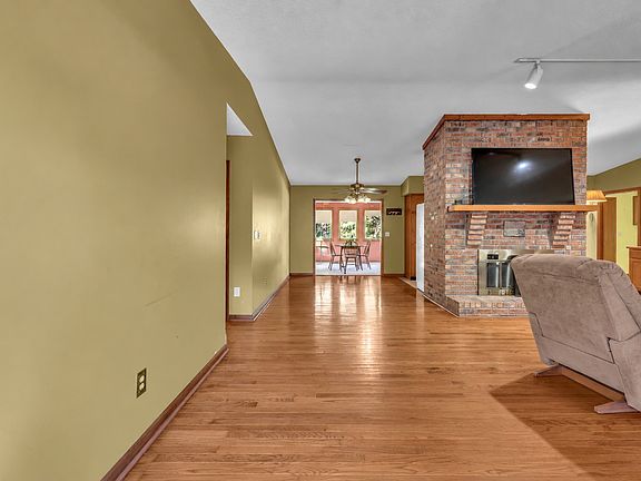 5th image of 35 Boat Dock Rd