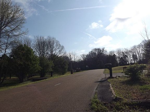 5th image of 1931 Kings Castle Dr