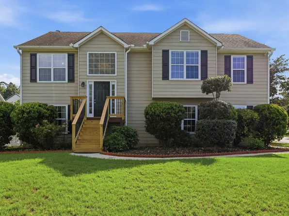 1161 Riverside Run Ln, Buford, GA 30518