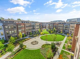 12973 Hattontown Sq, Herndon, VA 20171