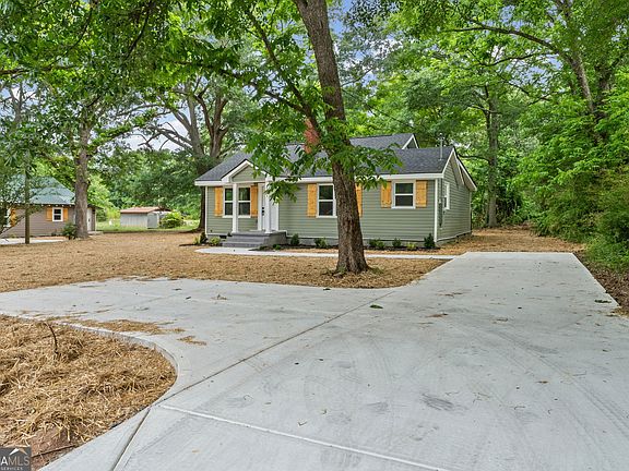 2nd image of 101 Vineyard Rd