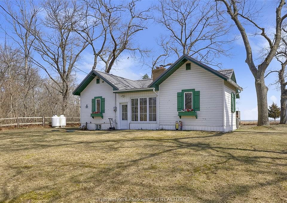 1st image of 17762 Lakeshore Rd