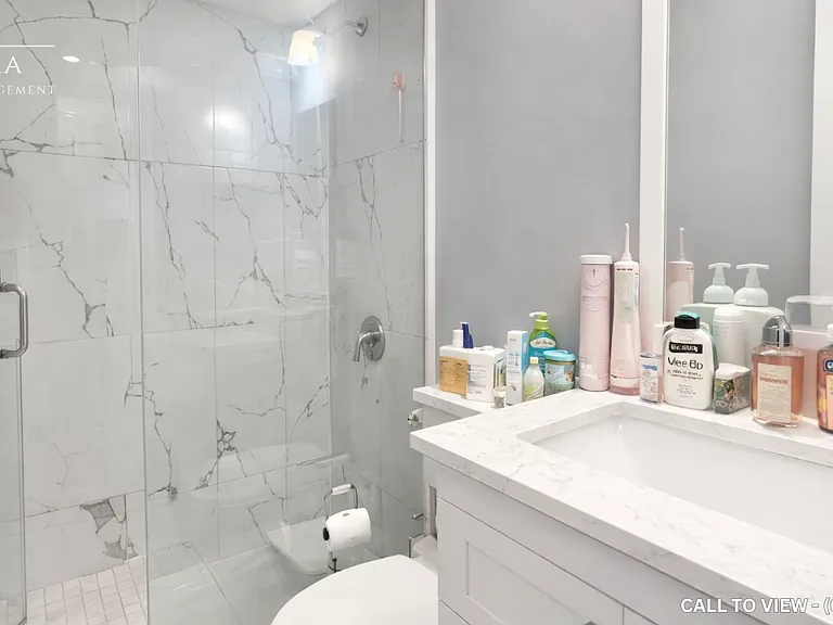 9 Mantz Cres #2 — Photo 6
