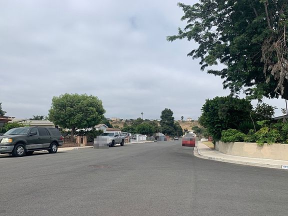 5th image of 4274 Marzo St