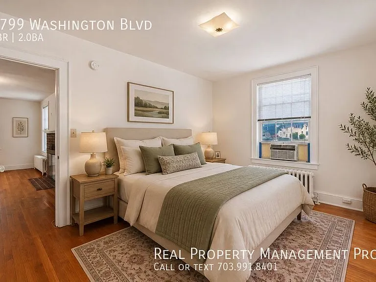 2799 Washington Blvd — Photo 8