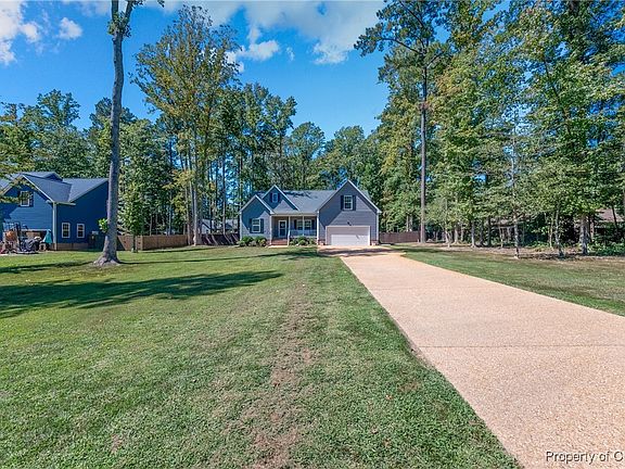 3rd image of 8542 Thomas Jefferson Way