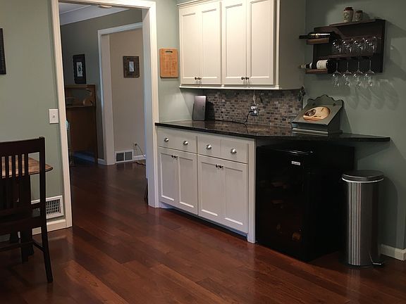 5th image of 2660 Middlesex Dr