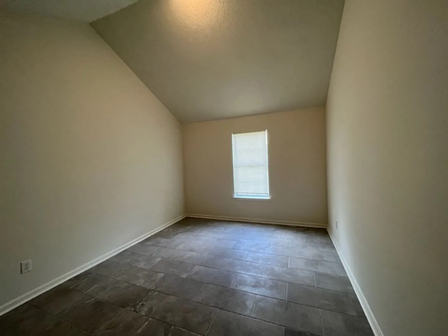 Renovated 3 Bedroom 2 Bath Home for Rent for Rent! — Photo 4