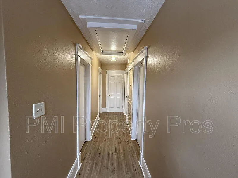 4 bed, 1.0 bath, $1,650 — Photo 4
