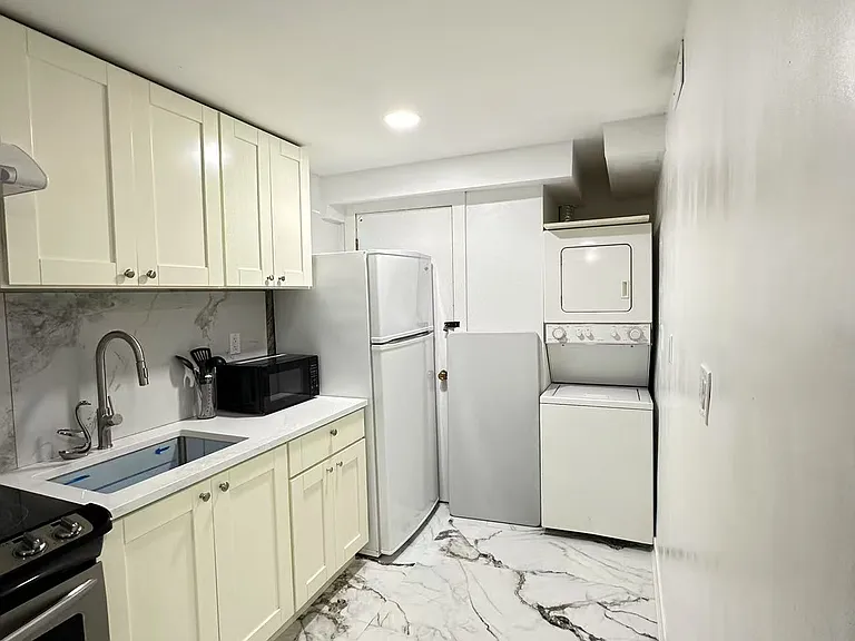 9640 Shell Rd #3 — Photo 1