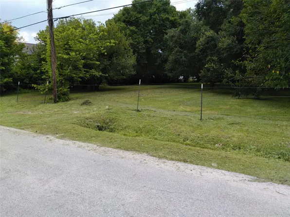 4521 Maggie St, Houston, TX 77051