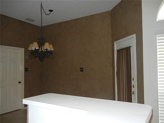 4th image of 2430 Stillwater Dr