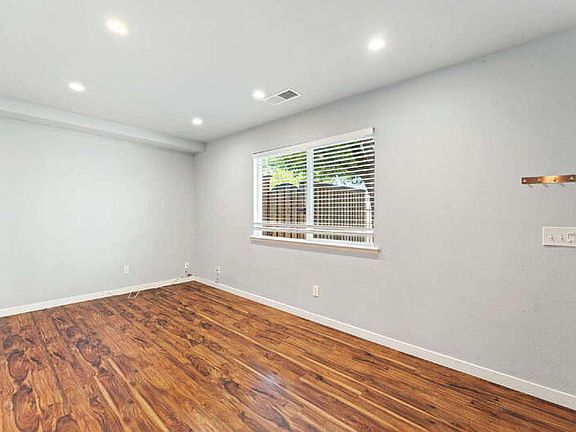 5th image of 4605 36th St