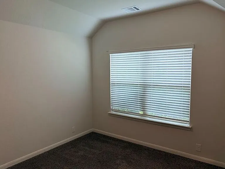 3811 Thomas Plains Dr — Photo 5
