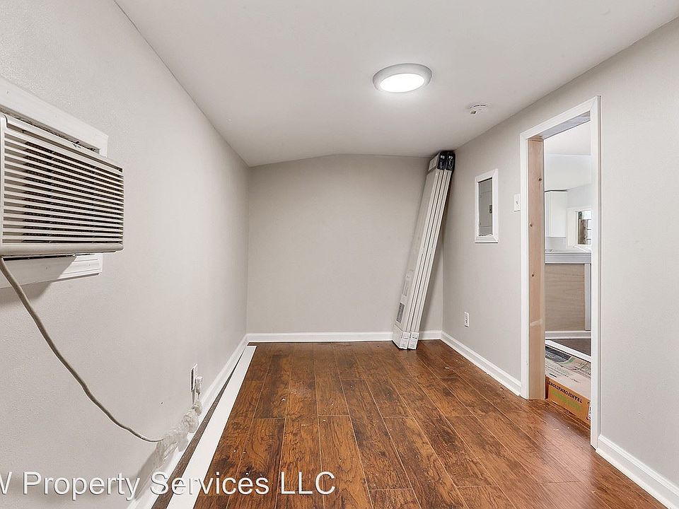 2nd image of 432 Seventh St