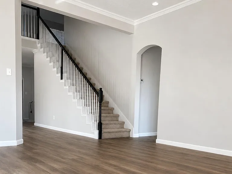 10850 Redstone Ct — Photo 8