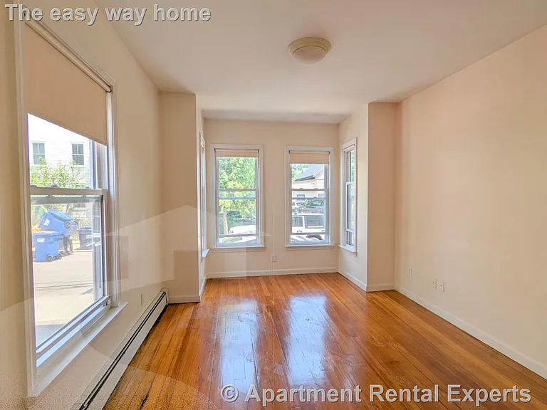 7 Locke St — Photo 4