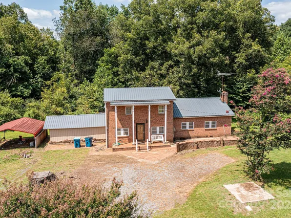 3011 Wesley Chapel Rd, Newton, NC 28658