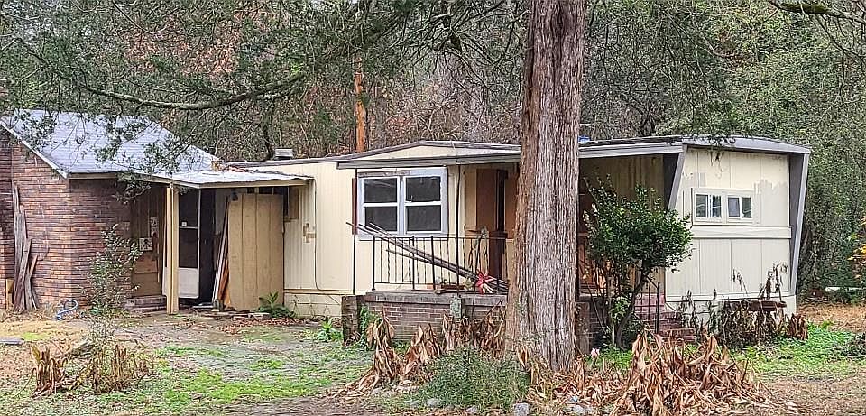 1st image of 2285 Lake Trl NE