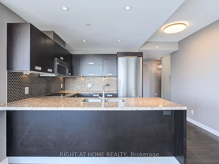 90 Park Lawn Rd #2316 — Photo 16