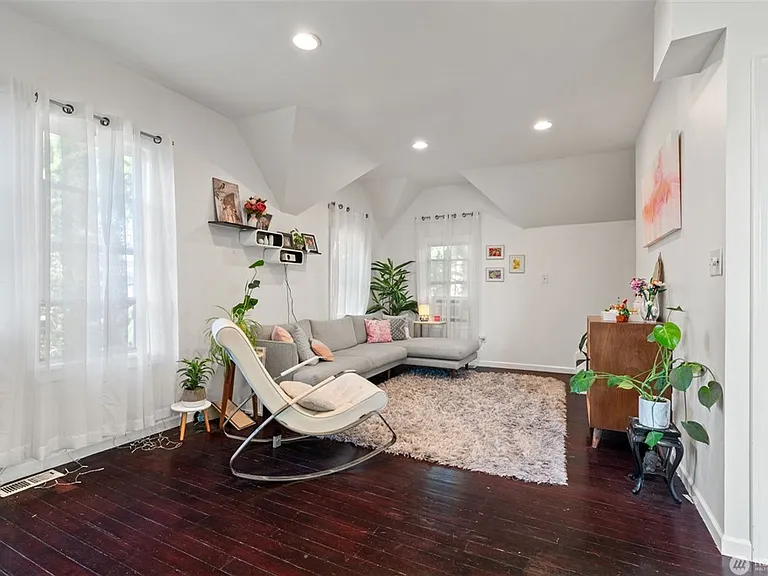 1415 E Denny Way #2 — Photo 8