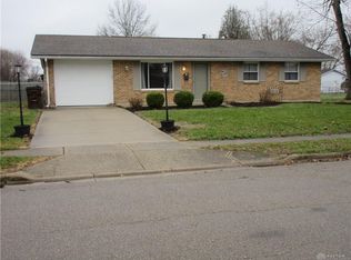 1504 Roxbury Dr, Xenia, OH 45385