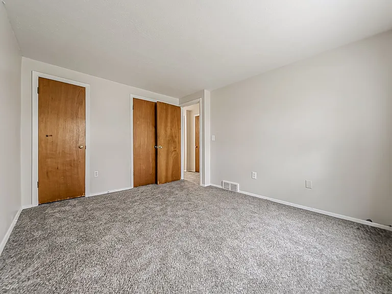 5520 Beavercrest Dr — Photo 9