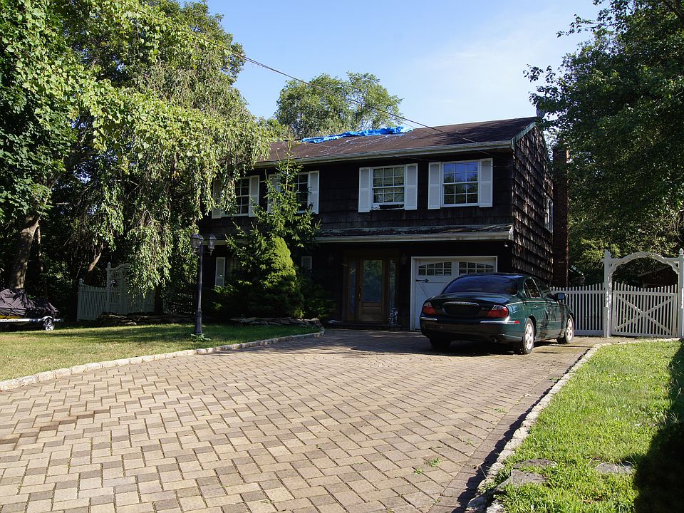 1st image of 36 Lockwood Ave