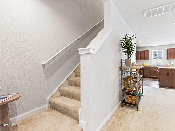 5th image of 1504 Lambsberry Circle