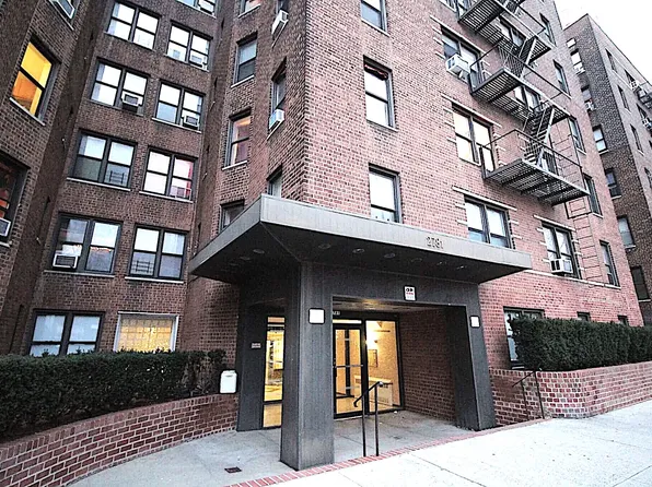 2781 Ocean Avenue image 1 of 2