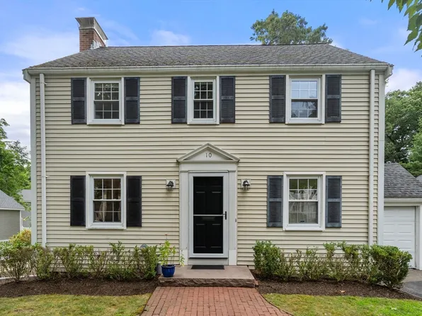 10 Strathmore Rd, Wellesley, MA 02482